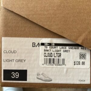 70 Back 70 Light Grey Cloud Sneakers - like new!
